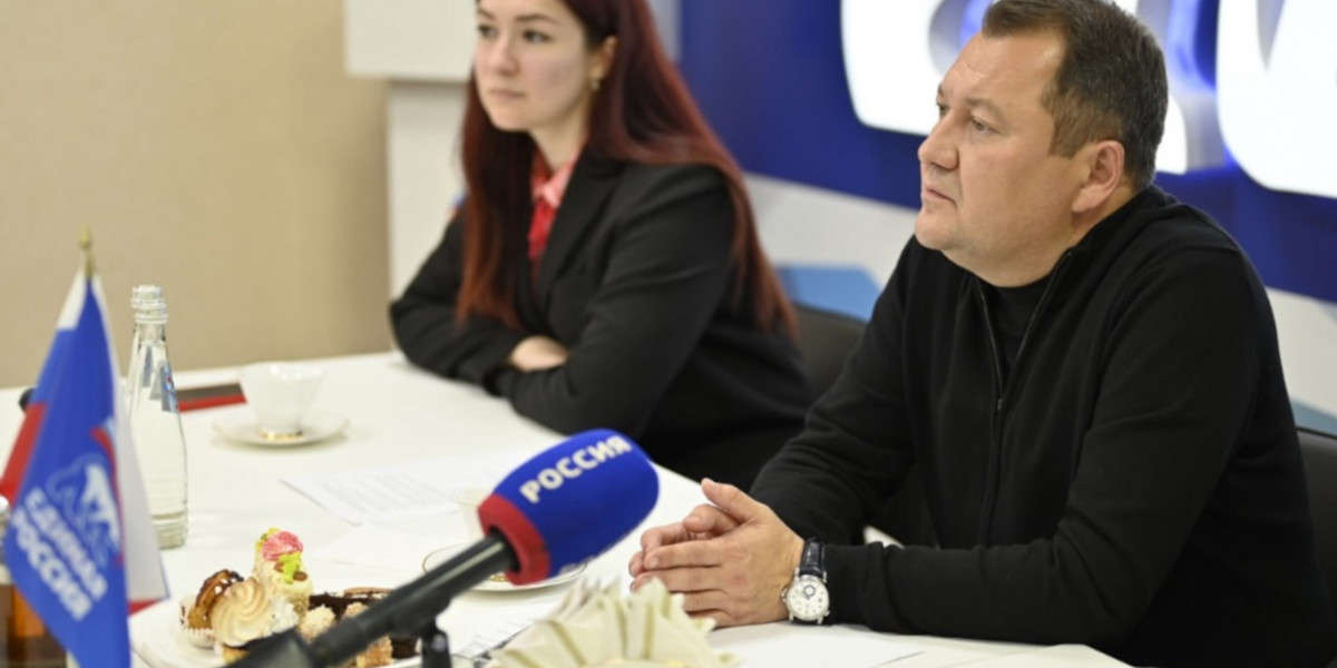 Глава Тамбовской области Максим Егоров встретился с женами участников СВО Павла Васильева